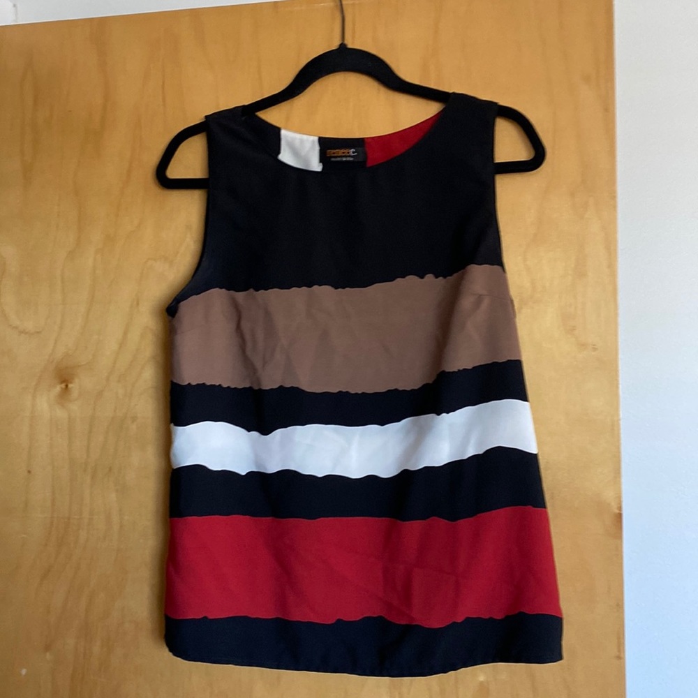 Renee C. Blouse tank top. Red, white, black and brown. Size M.